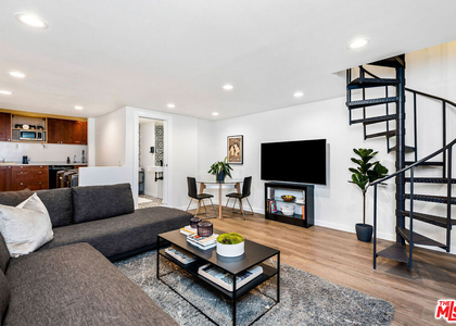717 Huntley Drive - Photo 1