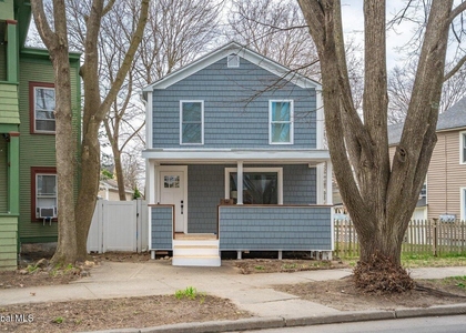 106 Van Dam Street - Photo 1