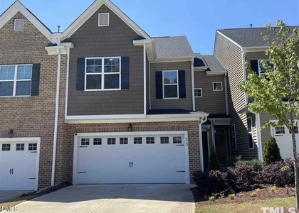 213 Churment Court - Photo 1