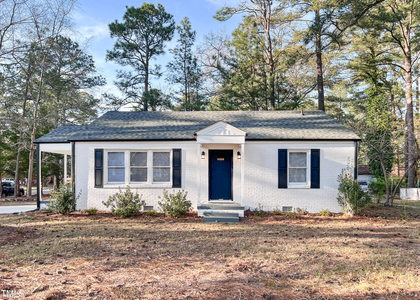 1800 Rosewood Avenue - Photo 1