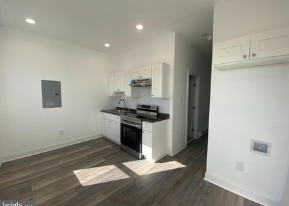 2908 N 13th Street - Photo 1