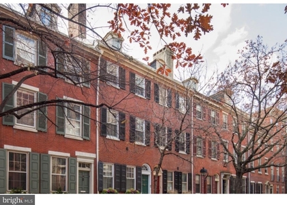 526 Spruce Street - Photo 1
