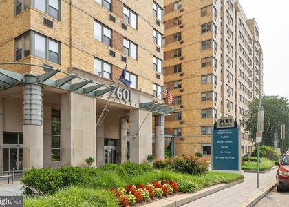 2601 Pennsylvania Avenue - Photo 1