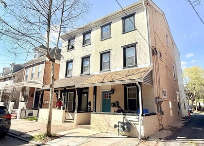 255 Beech Street - Photo 1