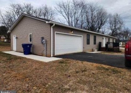 235 Hickory Drive - Photo 1