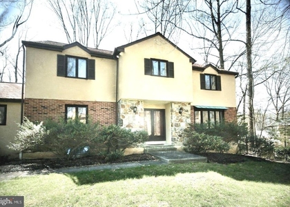 1120 Cymry Drive - Photo 1