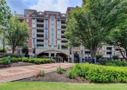 250 Park Avenue West Nw - Photo 1