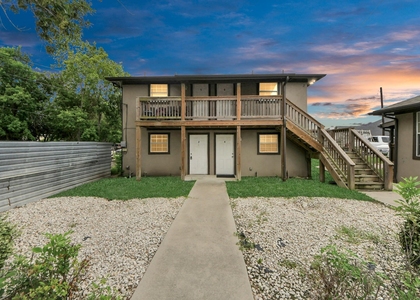 706 Harris Avenue - Photo 1