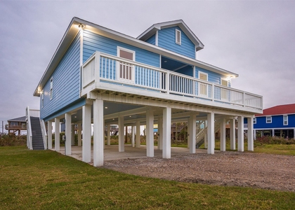 3261 Pirates Cove - Photo 1