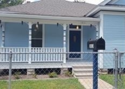 1813 Gentry Street - Photo 1