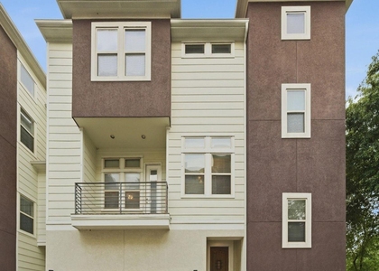 1113 W 18th Street - Photo 1