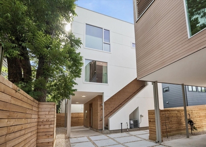 3512 Mount Vernon Street - Photo 1