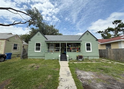 535 14th Avenue S - Photo 1