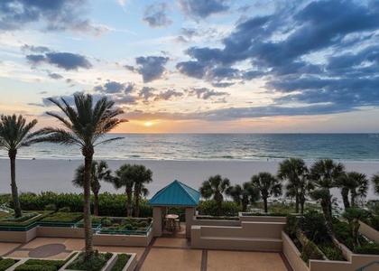 1560 Gulf Boulevard - Photo 1