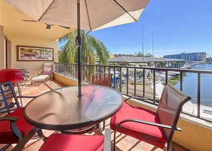 1750 Harbor Place S - Photo 1