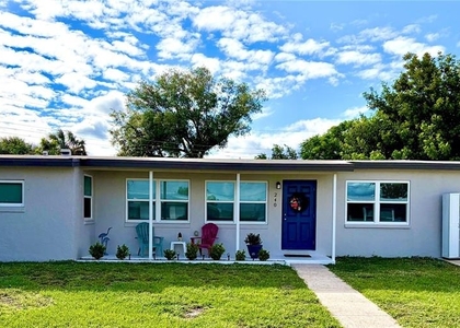 240 Dalton Boulevard - Photo 1