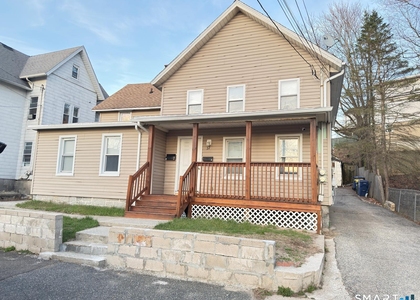 32 Winter Street - Photo 1