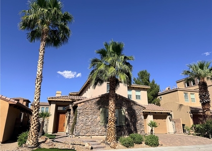 464 Via Palermo Drive - Photo 1