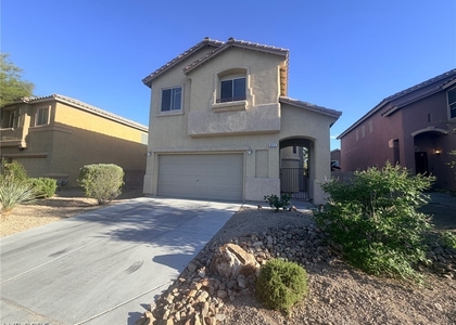 625 Sterling Spur Avenue - Photo 1