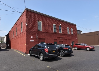 152 Court Street - Photo 1