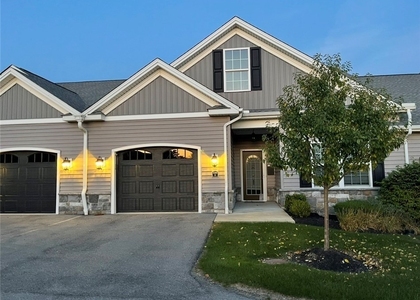 5281 Chestnut Ridge - Photo 1