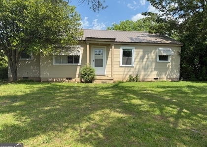 135 Fairview Avenue - Photo 1