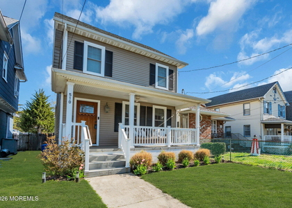 510 Lareine Avenue - Photo 1
