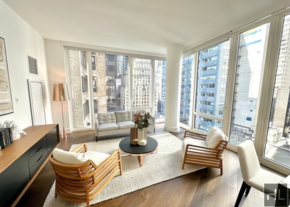 East 44th Street - Photo 1