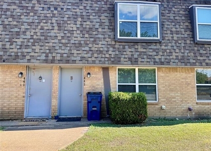 441 Thomas Street - Photo 1
