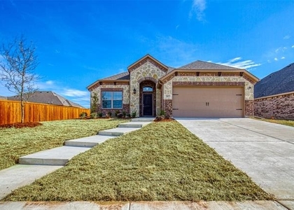 207 Gardenia Drive - Photo 1
