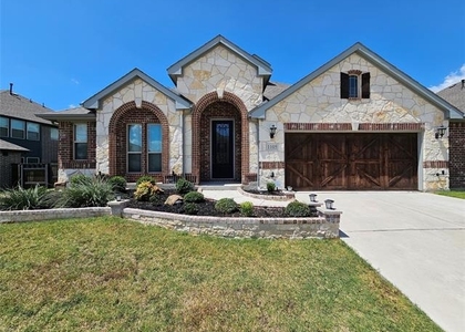 1105 Pheasant Crossing - Photo 1