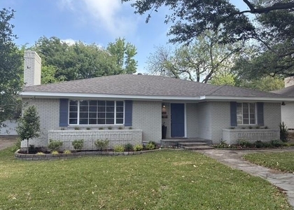 7525 Wentwood Drive - Photo 1