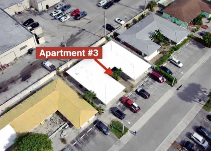 1017 Se 3rd Street - Photo 1