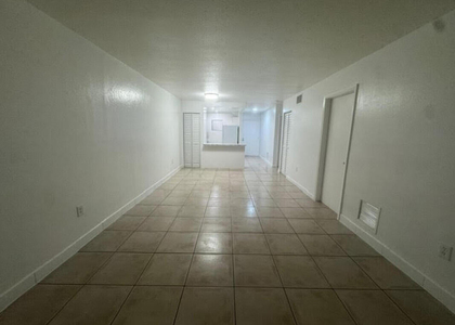 5525 Sw 41st Street - Photo 1