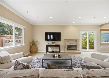 1805 Speyer Lane - Photo 1