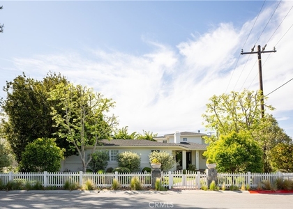 515 Kings Place - Photo 1