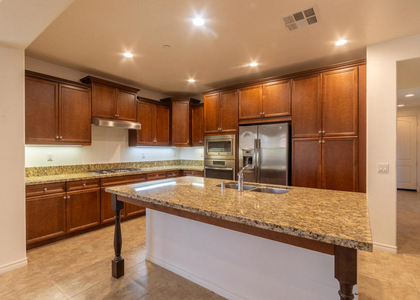 570 Calle Vibrante - Photo 1