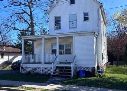 211 S 11 Avenue - Photo 1