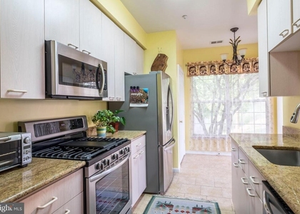5916 Founders Hill Drive - Photo 1