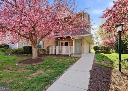 205 Horseshoe Drive - Photo 1