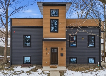2307 Lake Street - Photo 1
