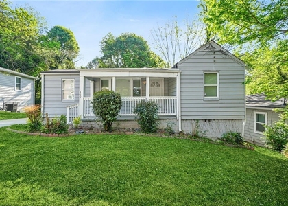360 Betsy Avenue Sw - Photo 1