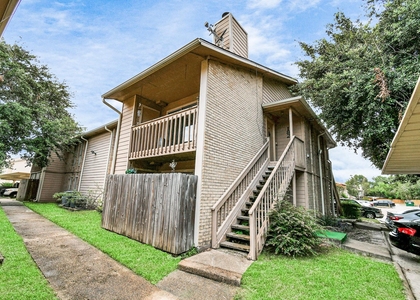 1505 Ward Road - Photo 1