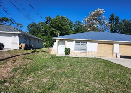 1312 Se 2nd Place - Photo 1