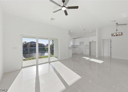 2105 Ne 1st Avenue - Photo 1