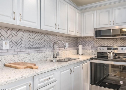 1010 Tropic Terrace - Photo 1