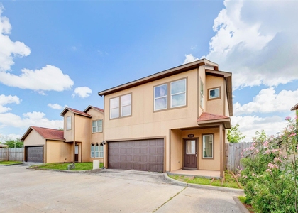 8605 Beviamo Street - Photo 1