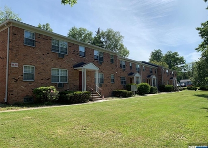 153 Park - Photo 1