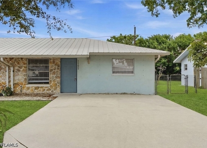 1195 S Alhambra Circle - Photo 1