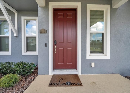 4966 Avalon Park Boulevard - Photo 1